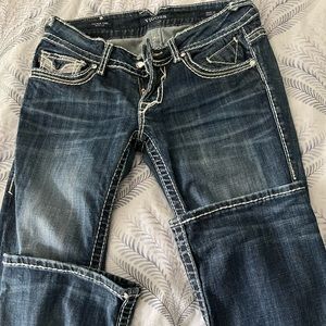 Gently used Dark blue jeans waist 27 Length 33